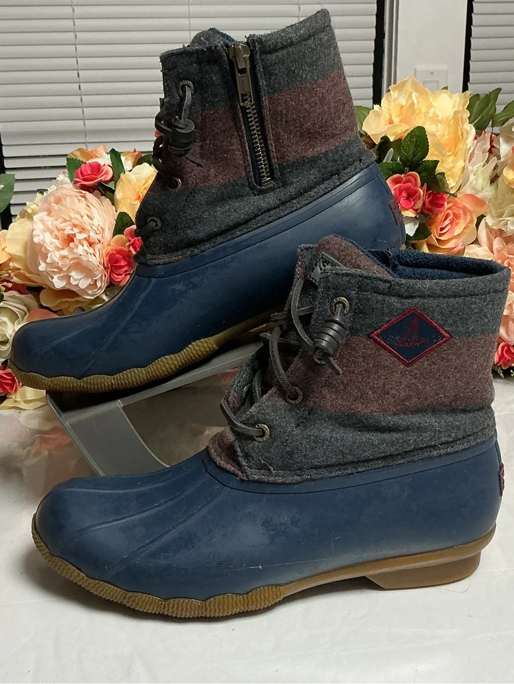 Sperry Saltwater Wool Duck Boots Women’s 8M Navy Gray Waterproof Zip Lace